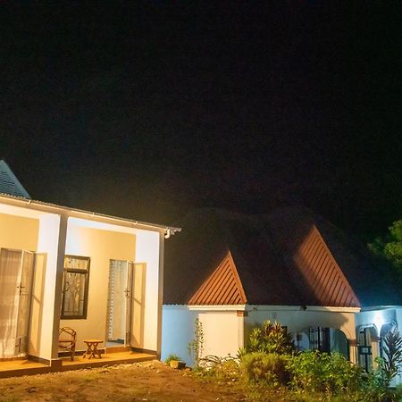 아루샤 New Dream House B&B 외부 사진